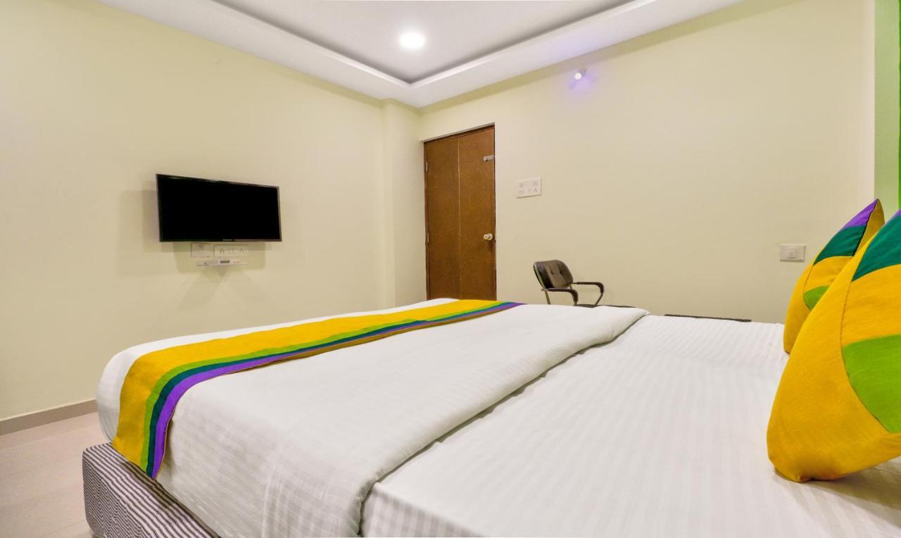 Itsy Hotels Carnival Inn Наґпур Екстер'єр фото